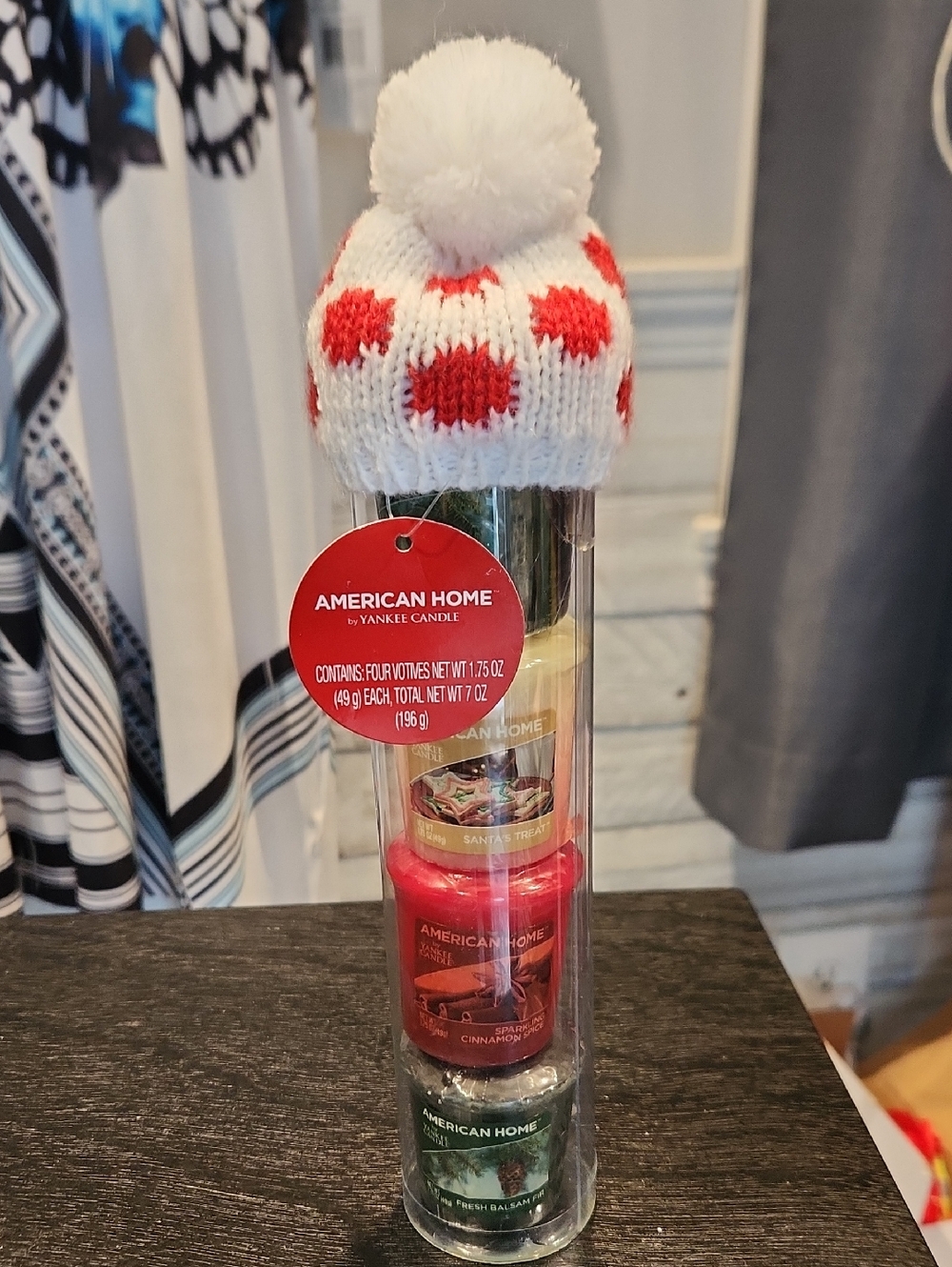 NWT 2016 American Home by Yankee Candle 4-Piece Holiday Votive Set - White & Red